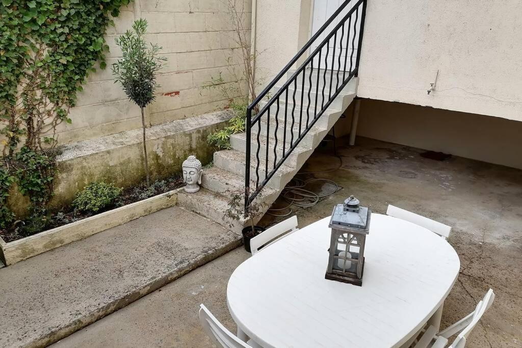 Апартаменти Les Etapes Chartraines Parking Wifi Jaccuzi Шартр Екстер'єр фото